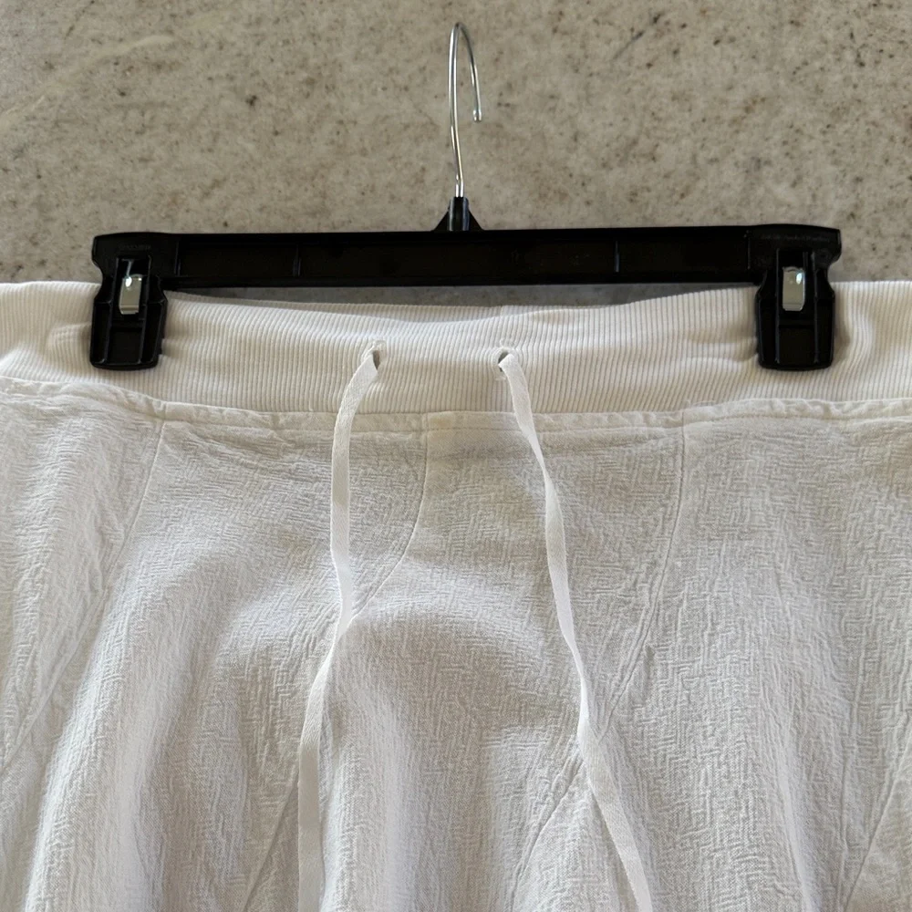 100% Cotton White A-Line Women's Skirt - Picture 3 of 4